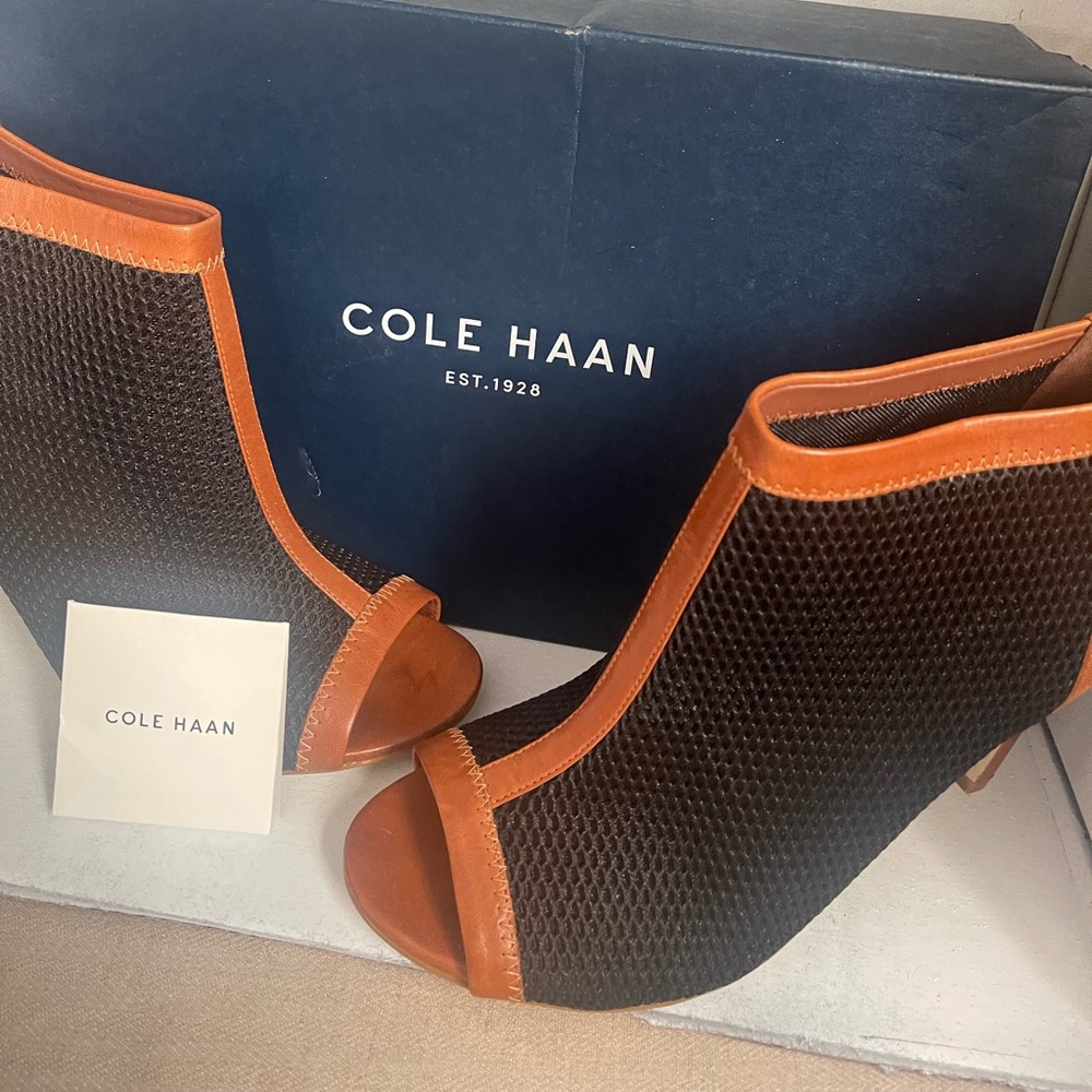 women’s brand new heels cole haan  size 10 never been worn originally 249
